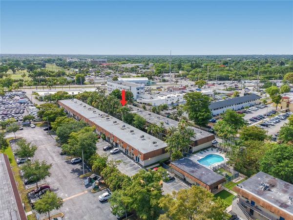 Unit 4, Palmetto Bay, FL 33157
