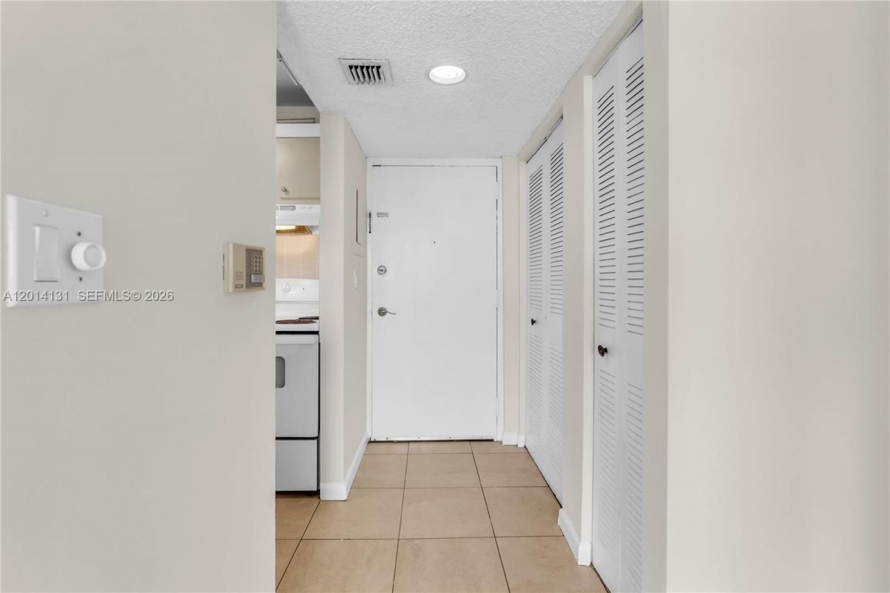 8002 SW 149th Ave , Unit B411, Miami, FL 33193 Photo