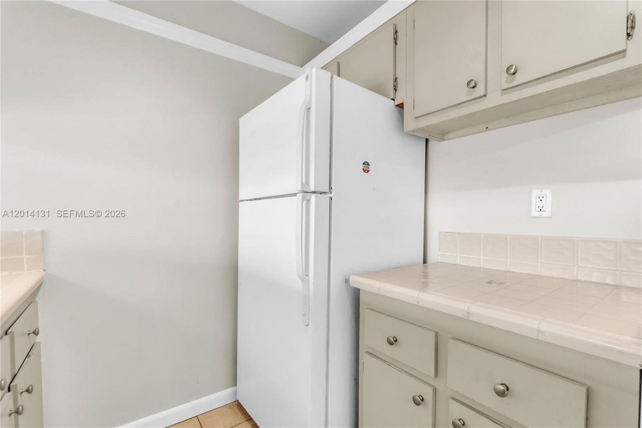 8002 SW 149th Ave , Unit B411, Miami, FL 33193 Photo