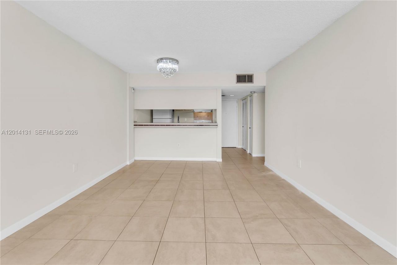 8002 SW 149th Ave , Unit B411, Miami, FL 33193 Photo