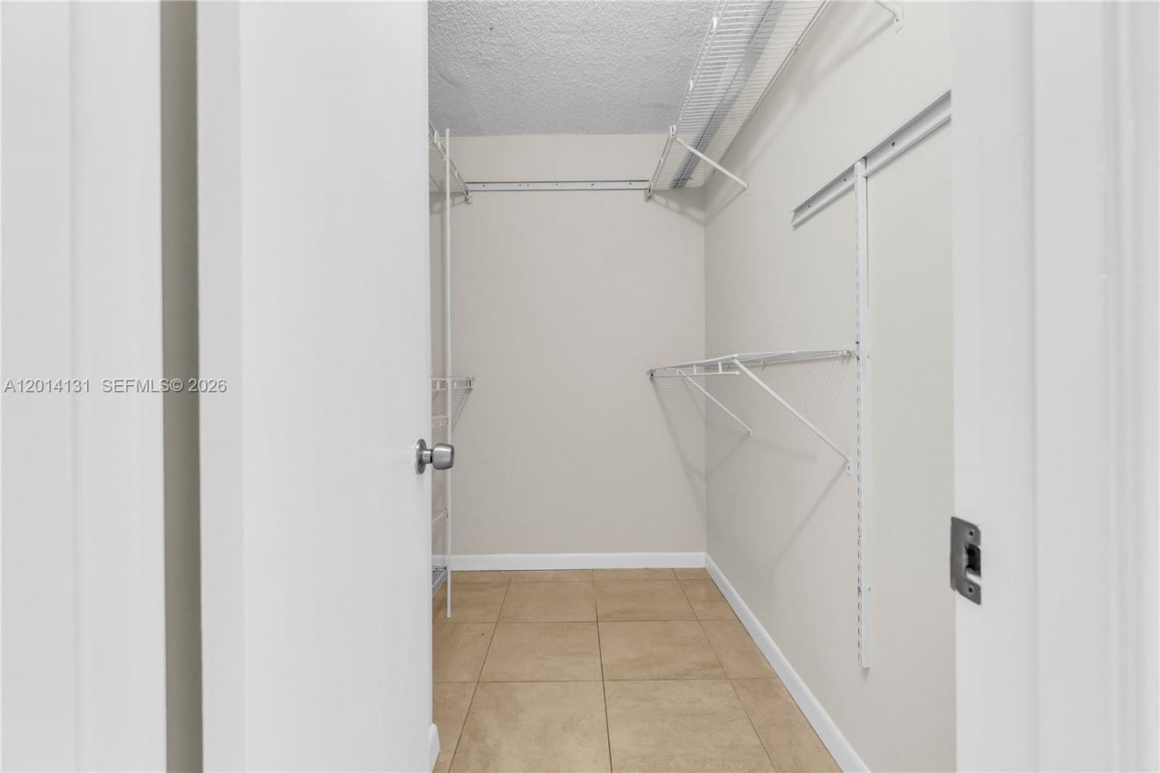 8002 SW 149th Ave , Unit B411, Miami, FL 33193 Photo