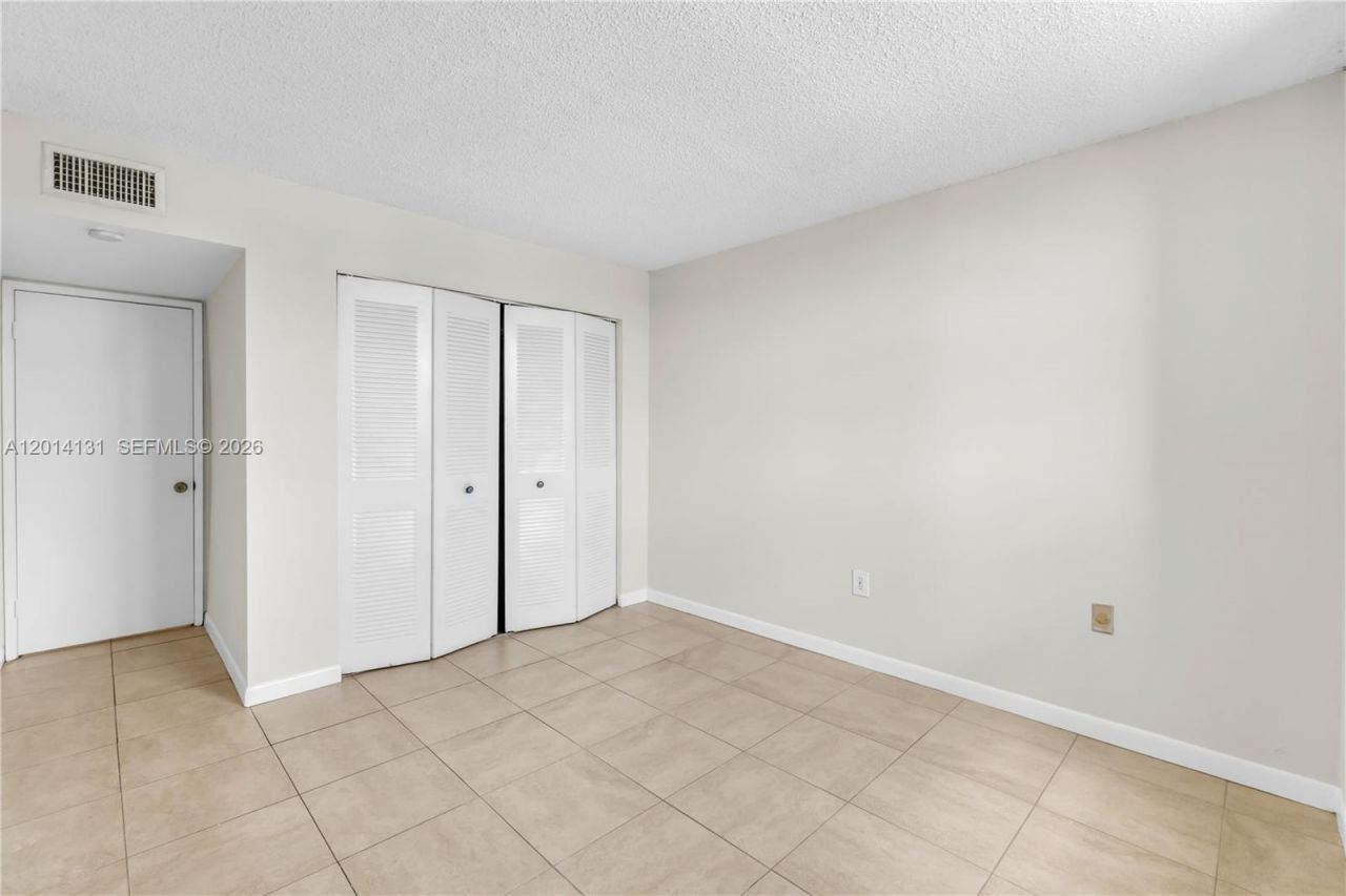 8002 SW 149th Ave , Unit B411, Miami, FL 33193 Photo