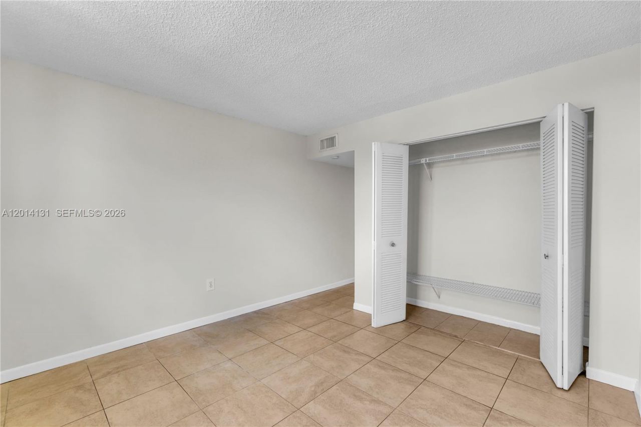 8002 SW 149th Ave , Unit B411, Miami, FL 33193 Photo