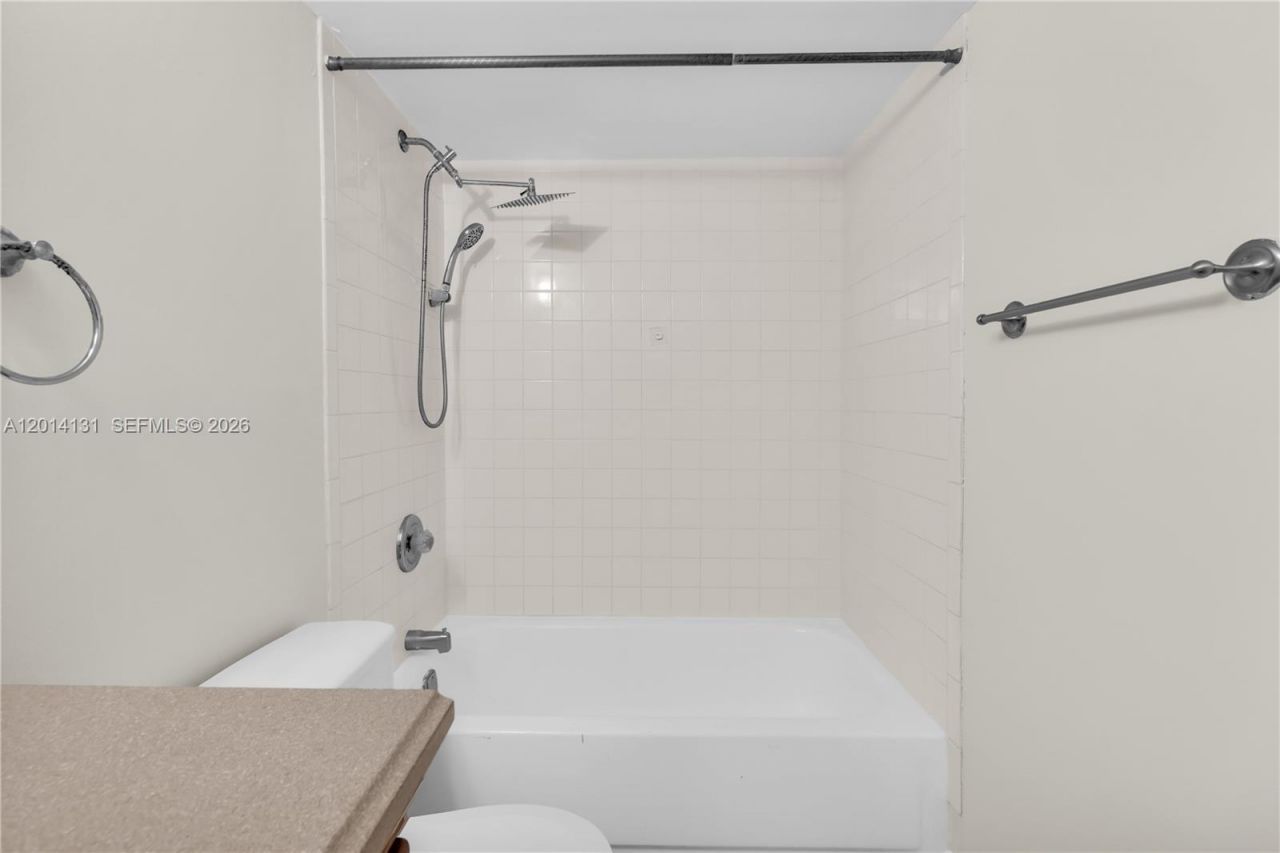 8002 SW 149th Ave , Unit B411, Miami, FL 33193 Photo