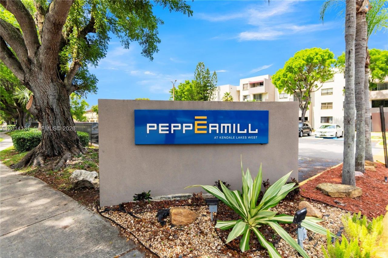 8002 SW 149th Ave , Unit B411, Miami, FL 33193 Photo