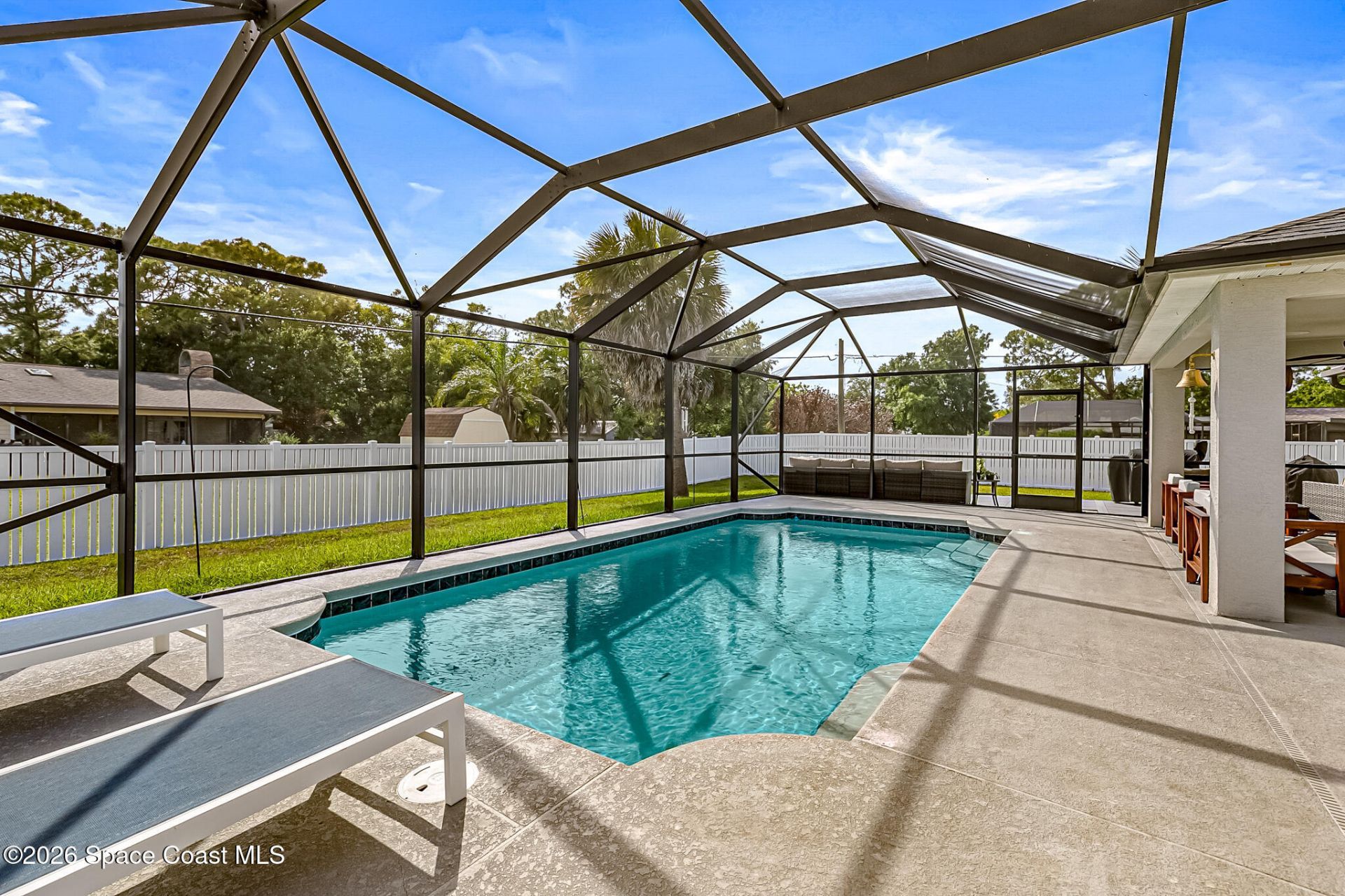 210 Pelican Drive Ne, Palm Bay, FL 32907 Photo