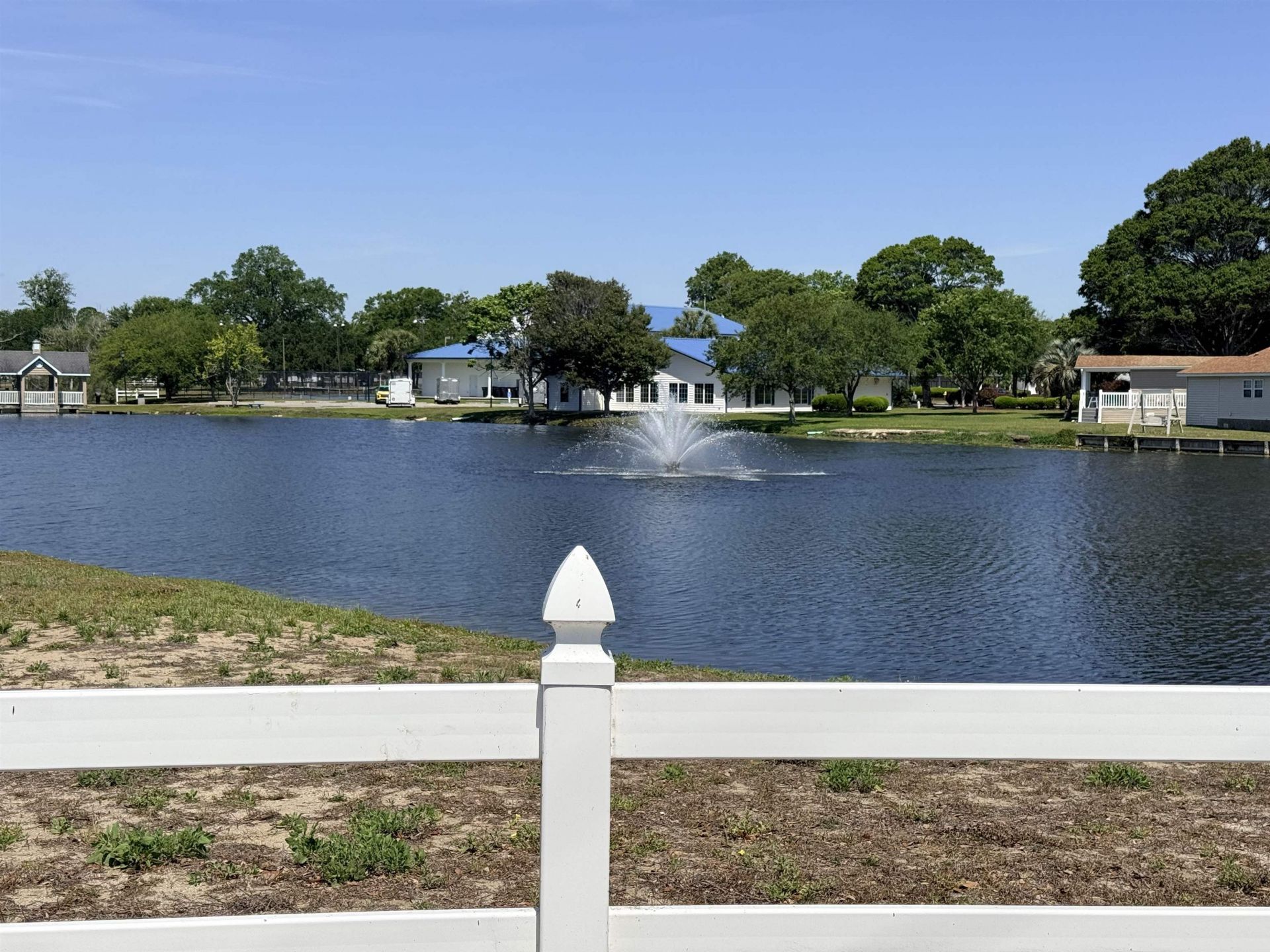 1975 Jacana Dr. Photo 24