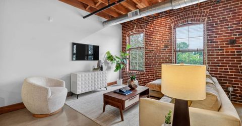 1725 14th St #206, Unit 206, Sacramento, CA 95811 Photo
