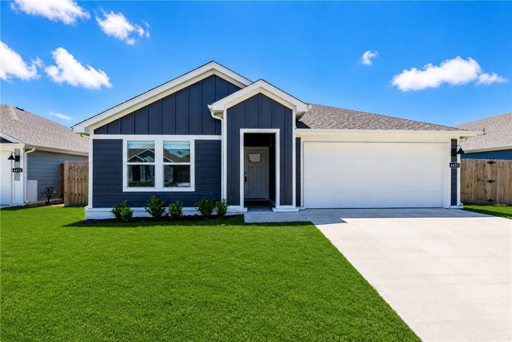 4423 W Canyon Run Drive, Fayetteville, AR 72704 Main Photo