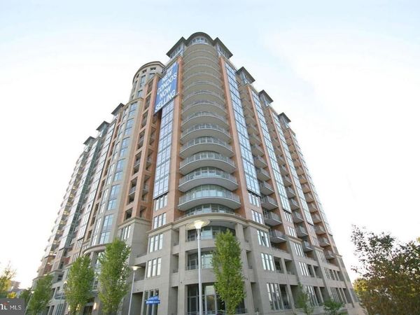8220 CRESTWOOD HEIGHTS DRIVE, Unit 814, MCLEAN, VA 22102