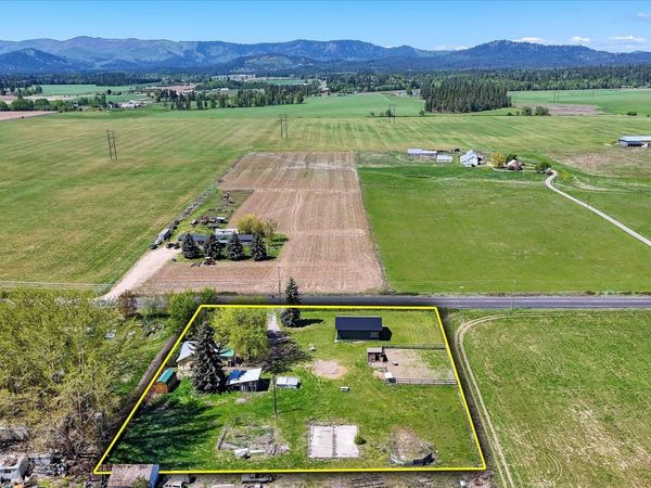 37122 N SPOTTED Rd, Deer Park, WA 99006