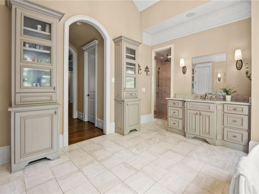 Property Image 63