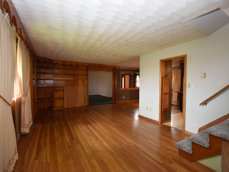 1121 Edinger Road, Urbana, OH 43078 Photo 4