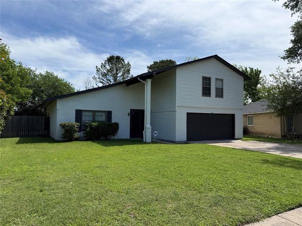 1121 Via Del Rey , Mesquite, TX 75150
