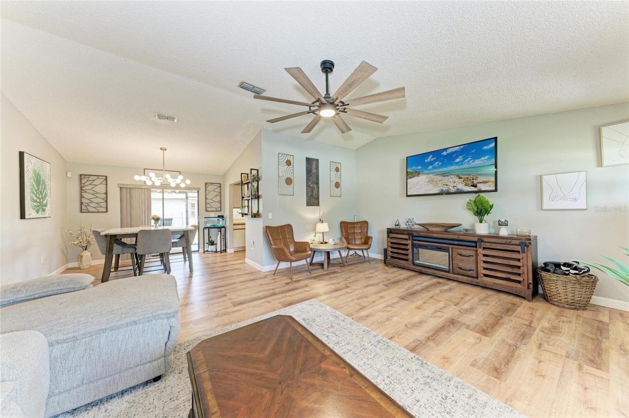 4505 30th Street Circle E, Bradenton, FL 34203 Photo