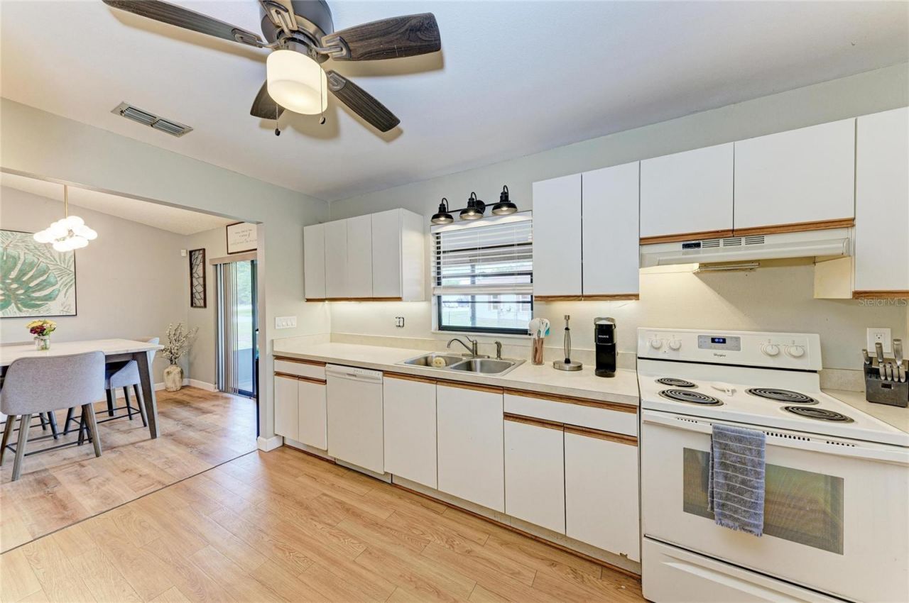 4505 30th Street Circle E, Bradenton, FL 34203 Photo