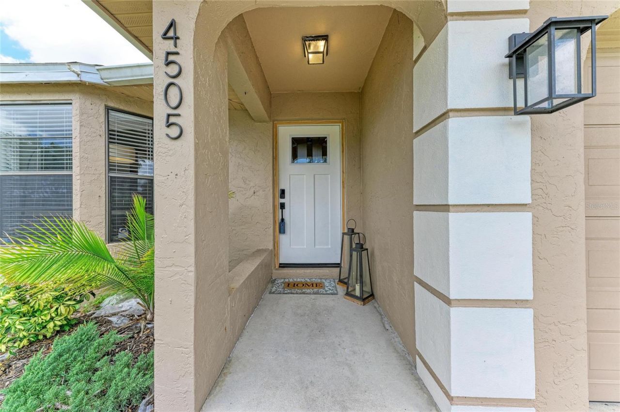 4505 30th Street Circle E, Bradenton, FL 34203 Photo