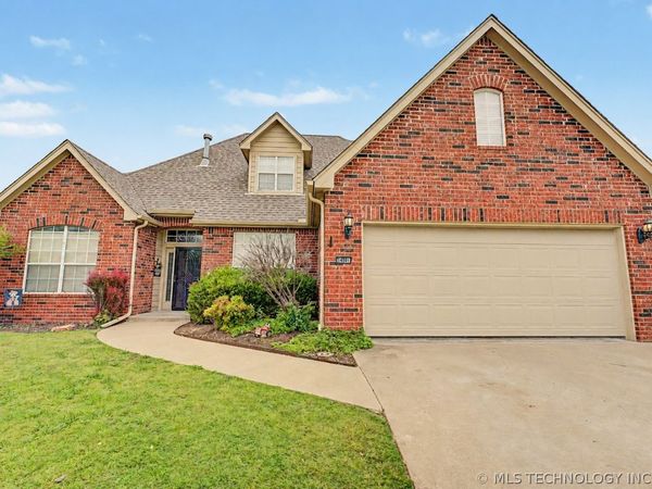14901 E 87th Place N, Owasso, OK 74055