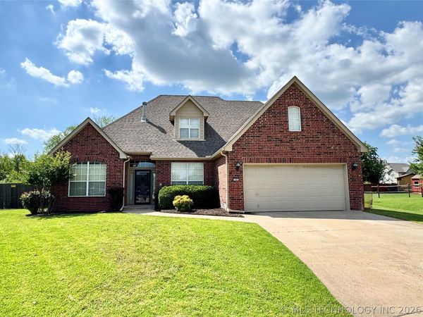 14901 E 87th Place N, Owasso, OK 74055