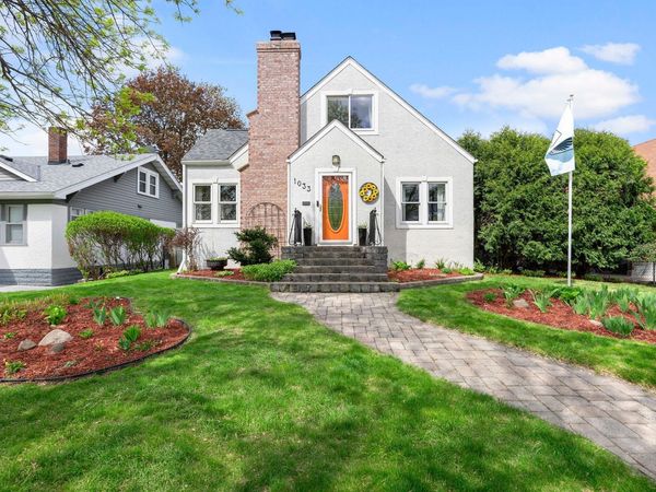 1033 Smith Avenue S, West Saint Paul, MN 55118