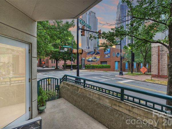 401 N Church Street , Unit 103, Charlotte, NC 28202