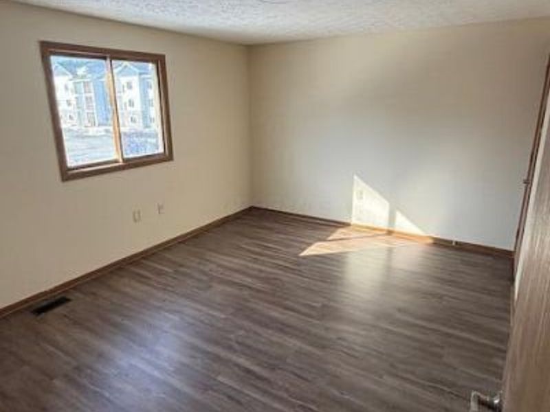 3479-3481 Westpoint Drive, Columbus, OH 43232 Photo 7
