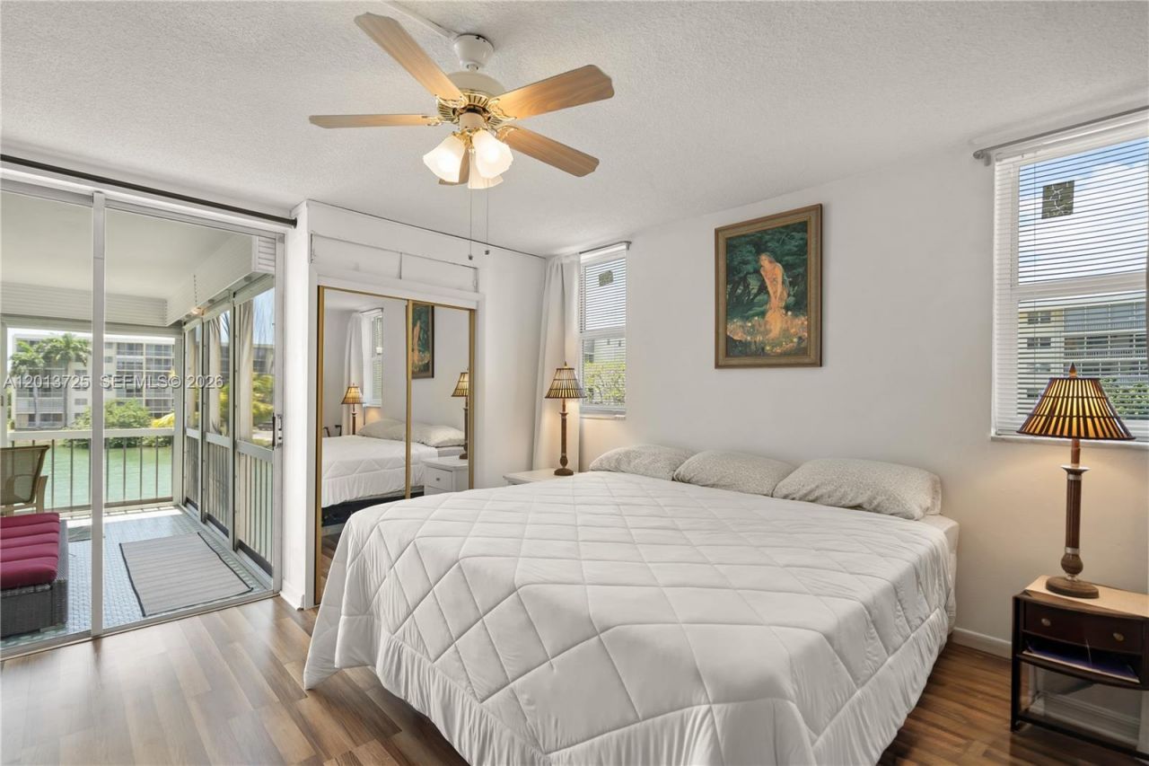 2851 Leonard Dr, Unit J306, Aventura, FL 33160 Photo