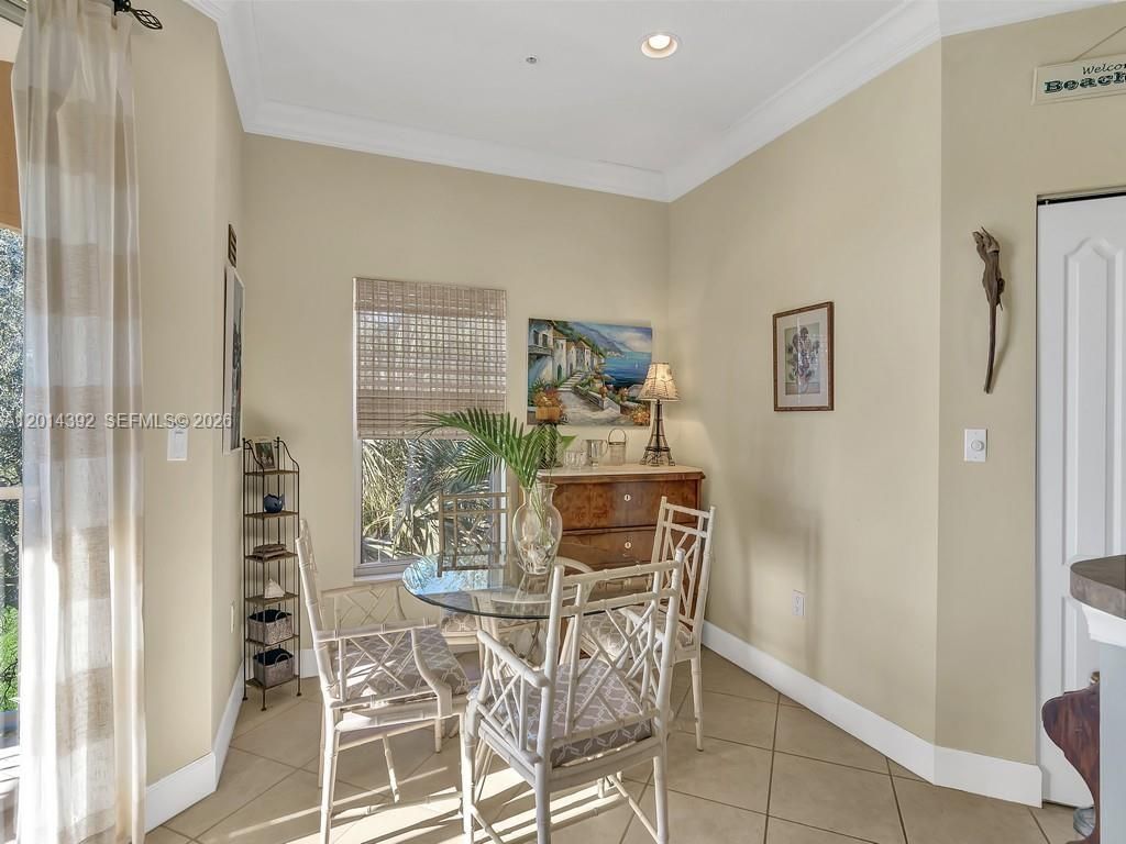 5035 Fairways Cir , Unit 305, Vero Beach, FL 32967 Photo
