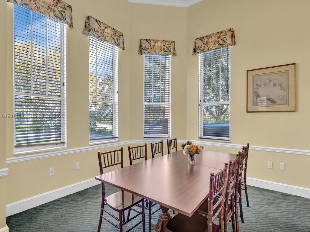 5035 Fairways Cir , Unit 305, Vero Beach, FL 32967 Photo