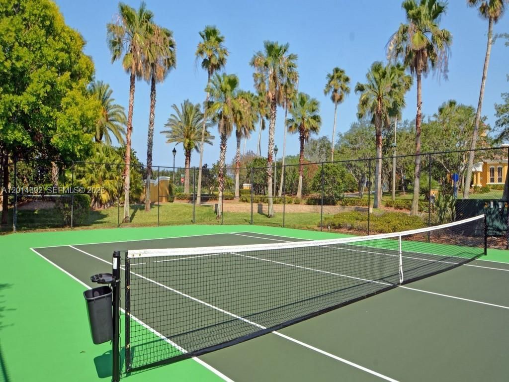 5035 Fairways Cir , Unit 305, Vero Beach, FL 32967 Photo
