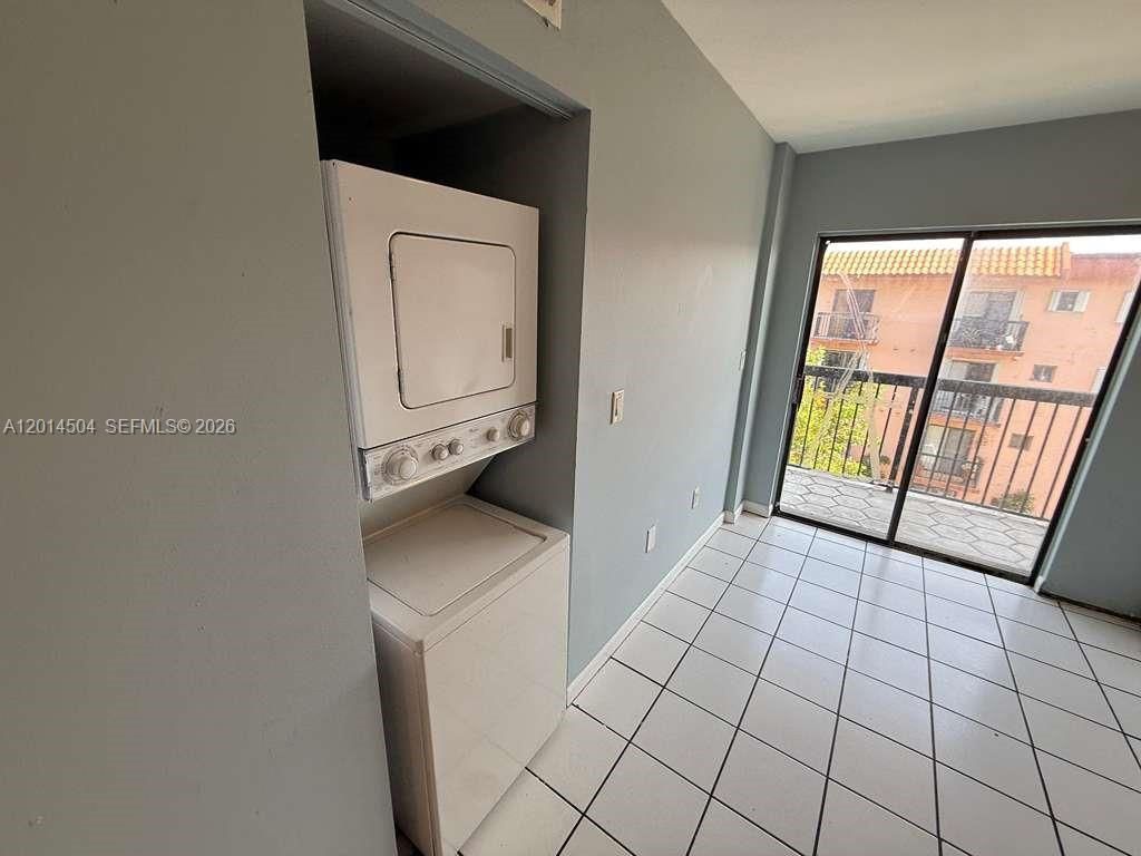 5400 W 21st Ct, Unit 403, Hialeah, FL 33016 Photo