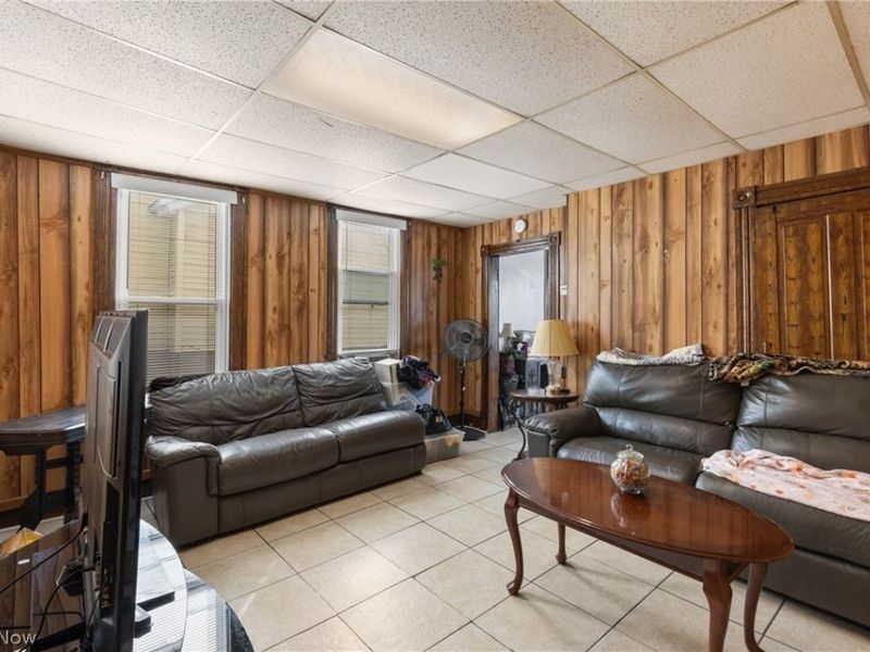 715 N Zane Highway, Martins Ferry, OH 43935 Photo 11