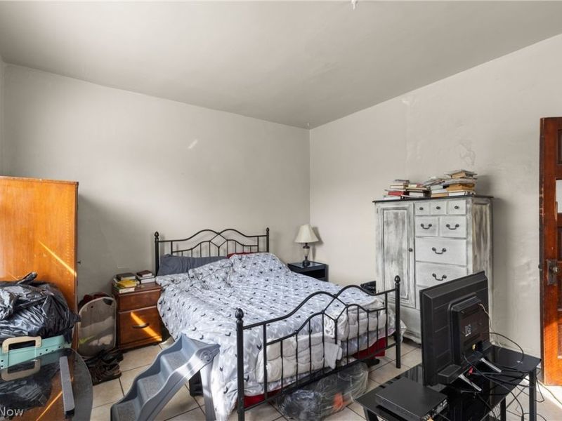715 N Zane Highway, Martins Ferry, OH 43935 Photo 12