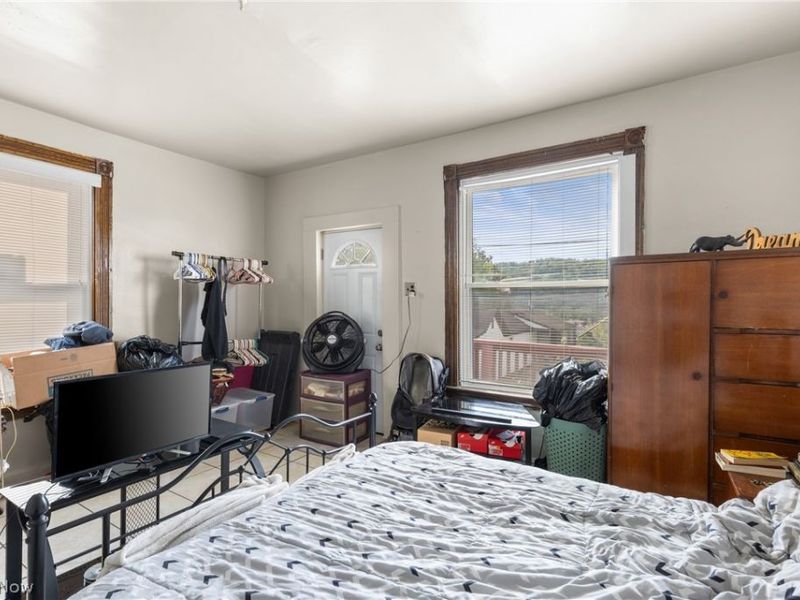 715 N Zane Highway, Martins Ferry, OH 43935 Photo 13