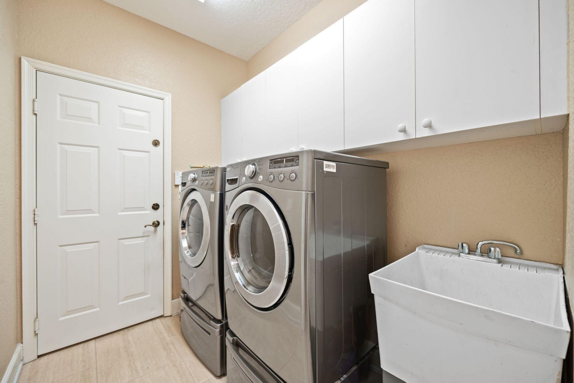 77 NW 108th Way, Plantation, FL 33324 Photo