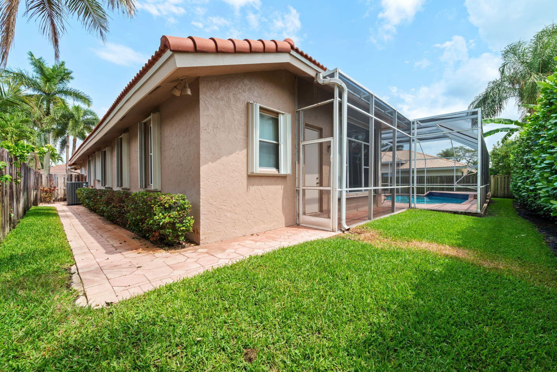 77 NW 108th Way, Plantation, FL 33324 Photo