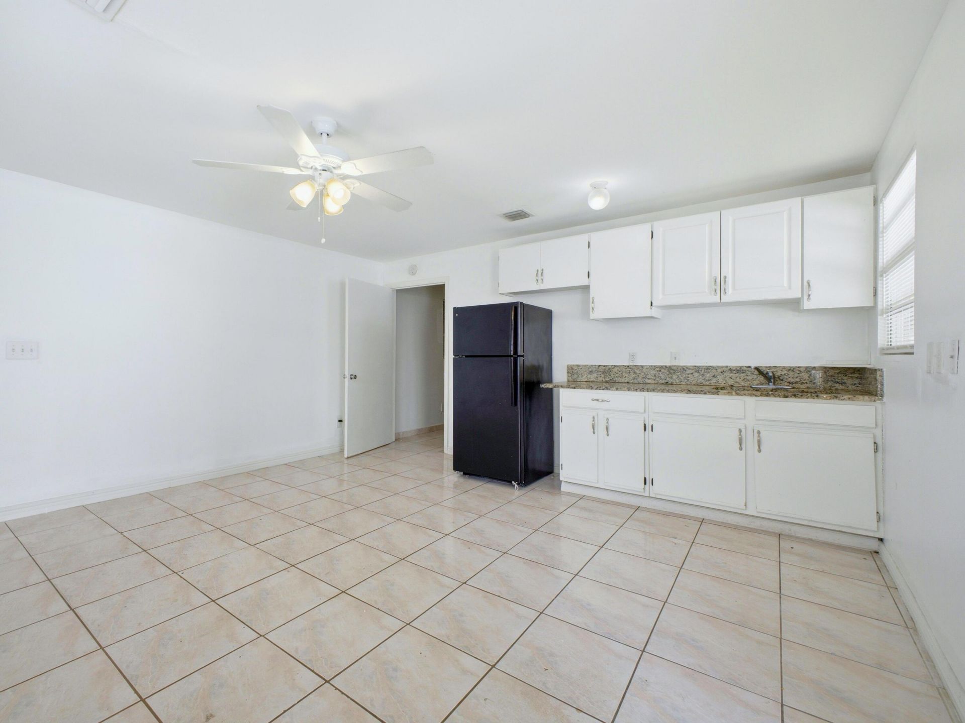 5509 W Garden Avenue, West Palm Beach, FL 33405 Photo