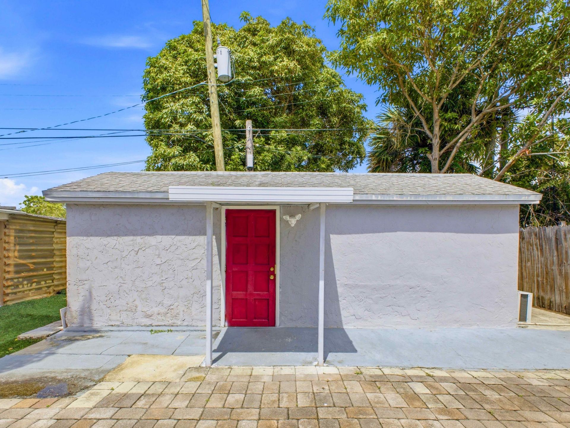 5509 W Garden Avenue, West Palm Beach, FL 33405 Photo