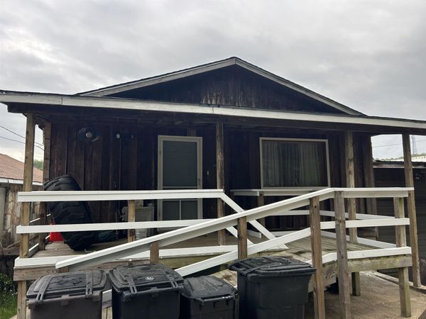 214 E Main Street, Hardy, AR 72542