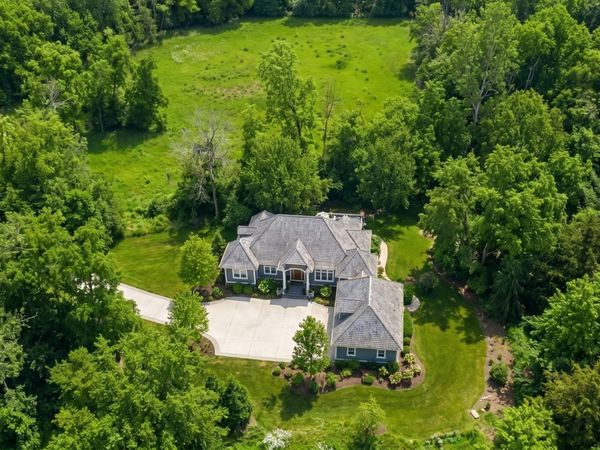 128 Peavey Lane , Wayzata, MN 55391