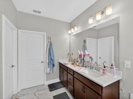 3056 Beaded Mist Walk, Sacramento, CA 95833 Photo
