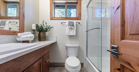 11679 Mcclintock Loop, Truckee, CA 96161 Photo