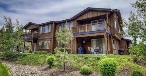 11679 Mcclintock Loop, Truckee, CA 96161 Photo