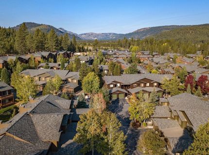 11679 Mcclintock Loop, Truckee, CA 96161 Photo