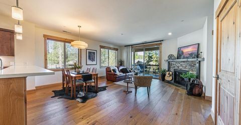 11679 Mcclintock Loop, Truckee, CA 96161 Photo