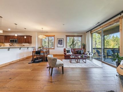 11679 Mcclintock Loop, Truckee, CA 96161 Photo
