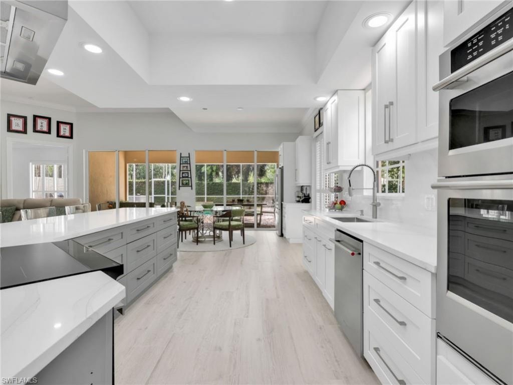 5902 Bermuda Ln, Naples, FL 34119 Photo