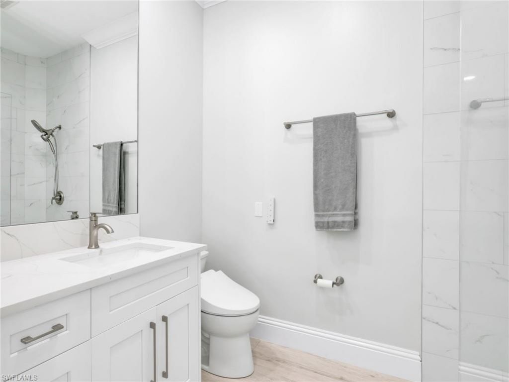 5902 Bermuda Ln, Naples, FL 34119 Photo