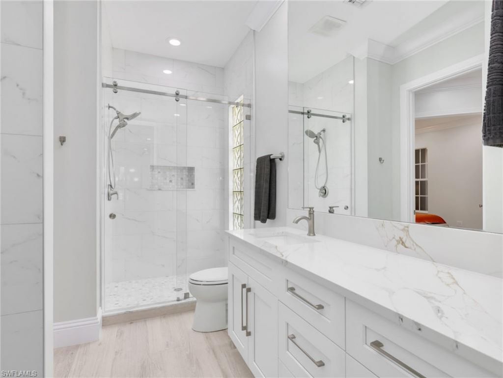 5902 Bermuda Ln, Naples, FL 34119 Photo