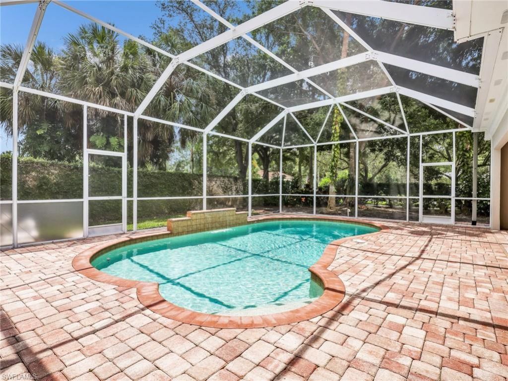 5902 Bermuda Ln, Naples, FL 34119 Photo